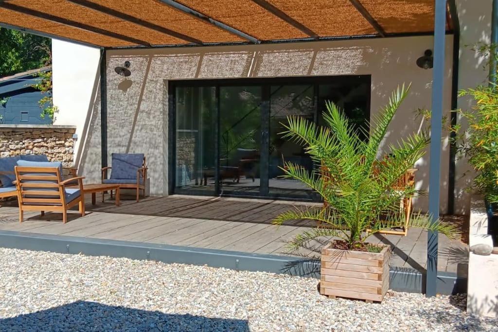 Gite Cosy Au Coeur Du Luberon Lagnes Kültér fotó